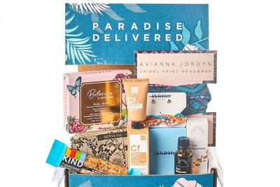 Paradise Delivered Premium Box Photo 1