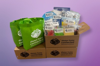 This Individual Activity Box is designed for people with early-stage Alzheimer’s or other forms of dementia. 