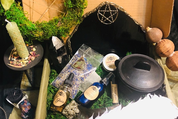 Sacred Space Crate Photo 1