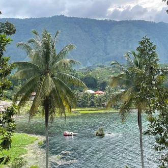 tourhub | Discover Sumatra | 8 days group tour in North-Sumatra 