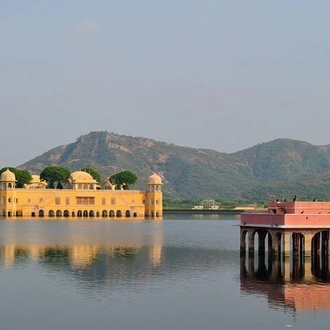 tourhub | Jee Tours | 7-Day Private Udaipur, Chittaurgarh, Pushkar and Jaipur Tour 