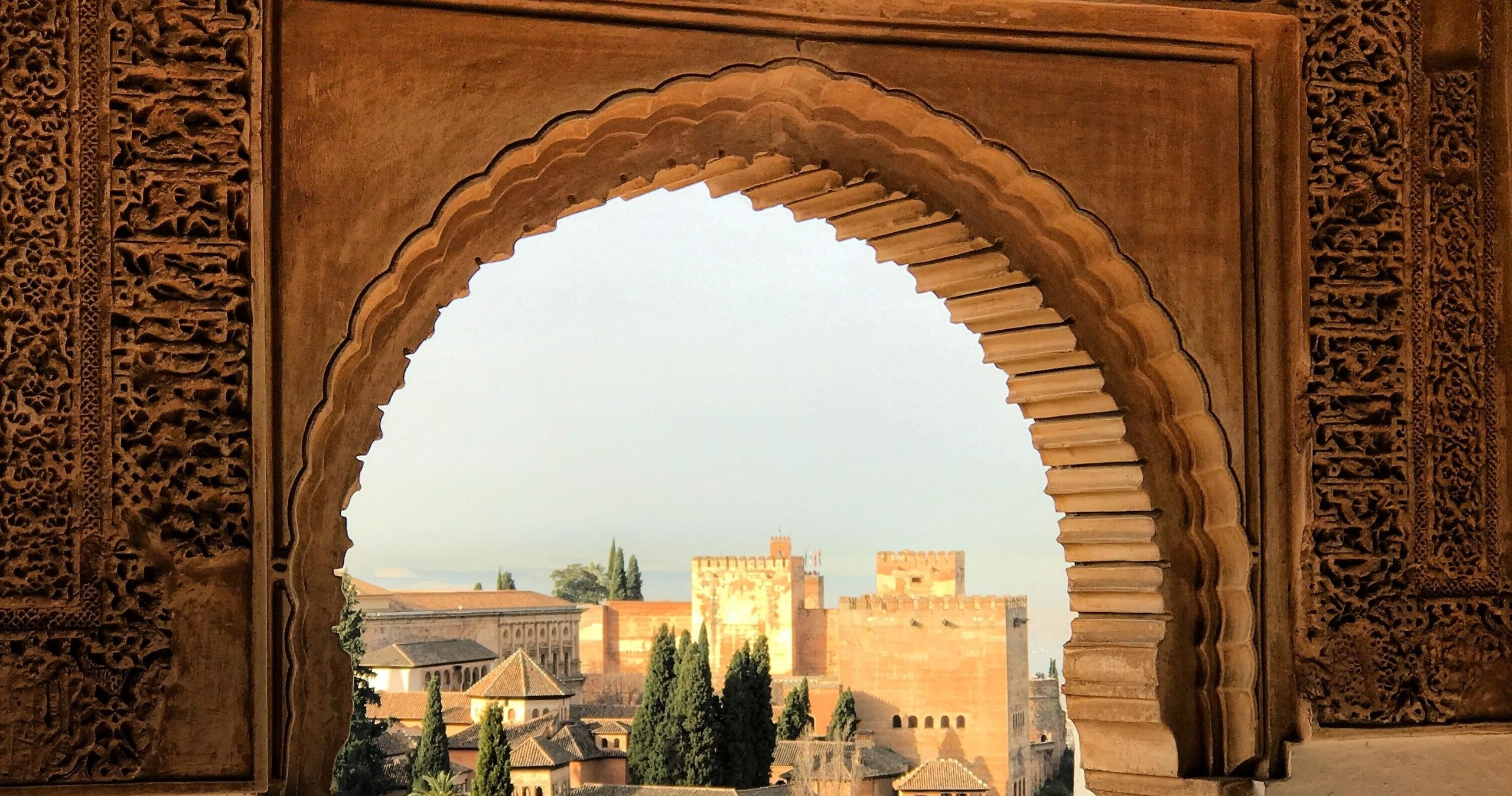 Premium Guided Tour to the Alhambra in Full with Generalife Gardens and Nasrid Palaces in Semi-Private - Accommodations in Granada