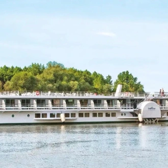 tourhub | CroisiEurope Cruises | Beautiful Brittany and Royal Opulence in the Loire (port-to-port cruise) 