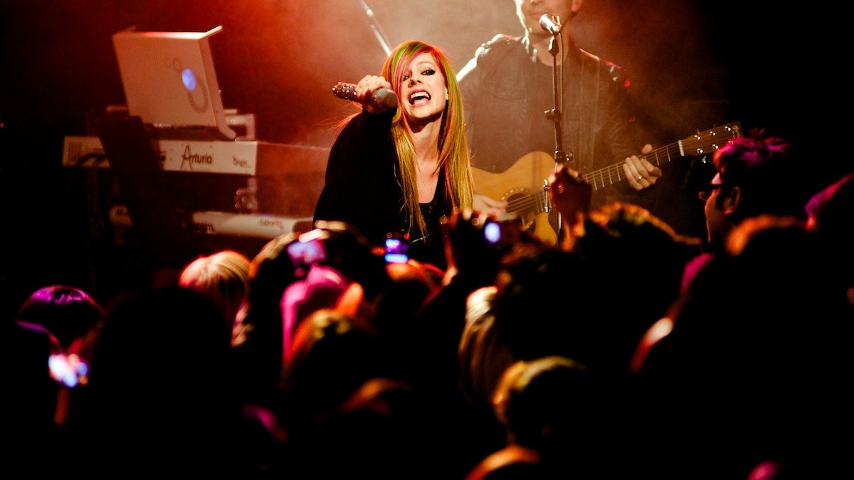 Avril Lavigne Live In Singapore