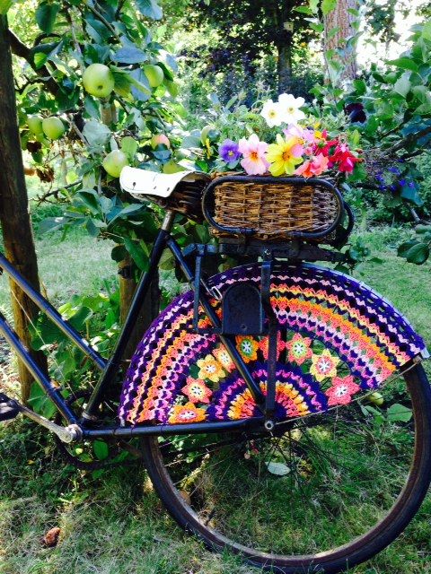crochet rear bike wheel skirt