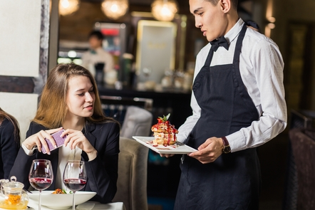 Représentation de la formation : TFP Serveur en restauration