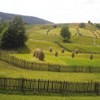 tourhub | UTracks | Romania Cycle Explorer 