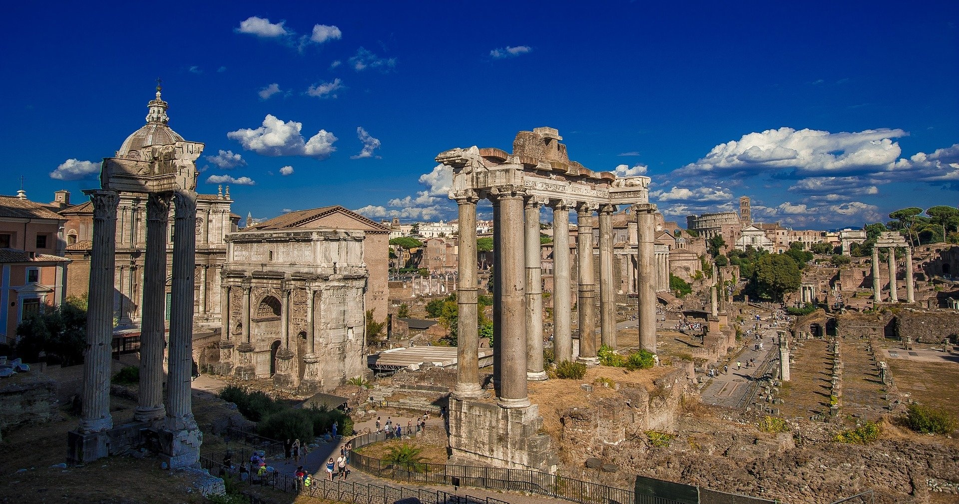 Rome Walking Tour to See the Highlights Including the Colosseum, Spanish Steps and Trevi Fountain 