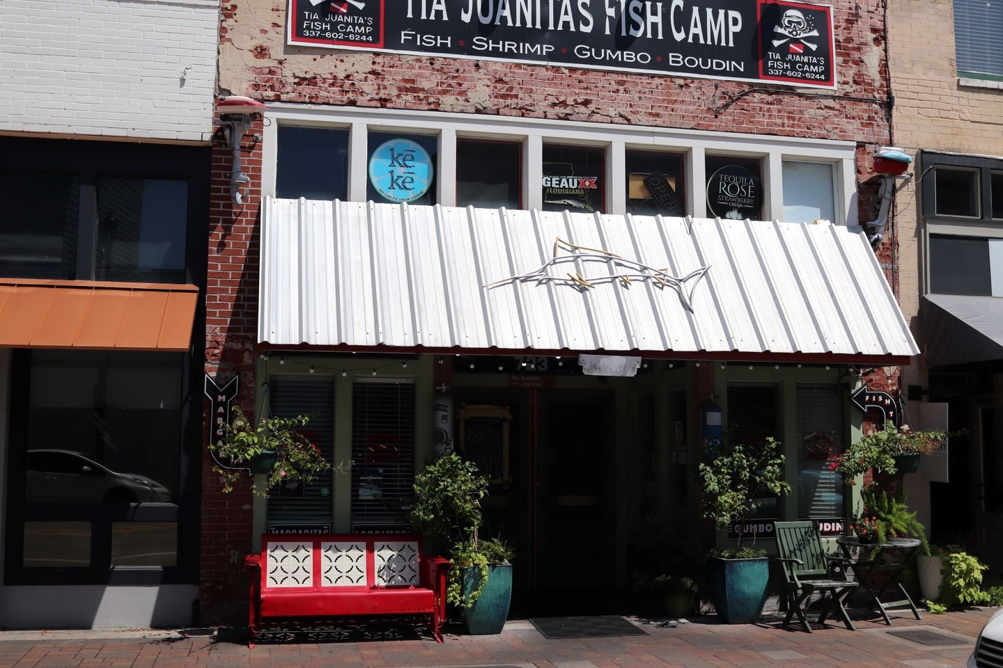 About Us | Tia Juanita's Fish Camp