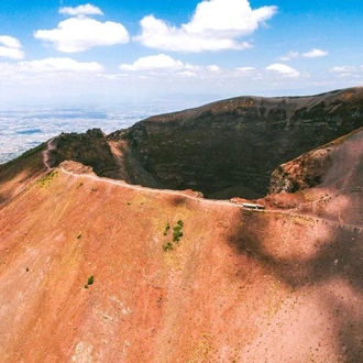 tourhub | Escursioni Italiane Srl | Naples, Pompeii and Mt. Vesuvius: 'O Sole Mio 