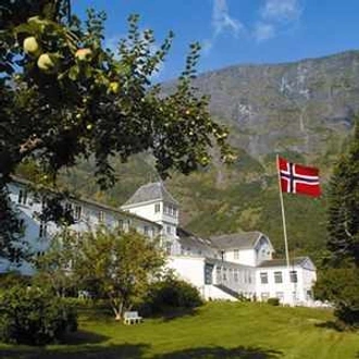 tourhub | Globus | Norwegian Fjords Escape with Northern Lights 