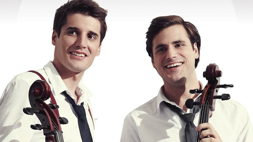 2Cellos live in Singapore!