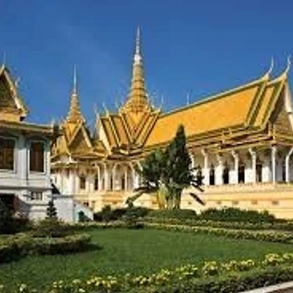 tourhub | Bravo Indochina Tours | Mekong Cruise: Vietnam to Cambodia with Angkor Wat Extension 