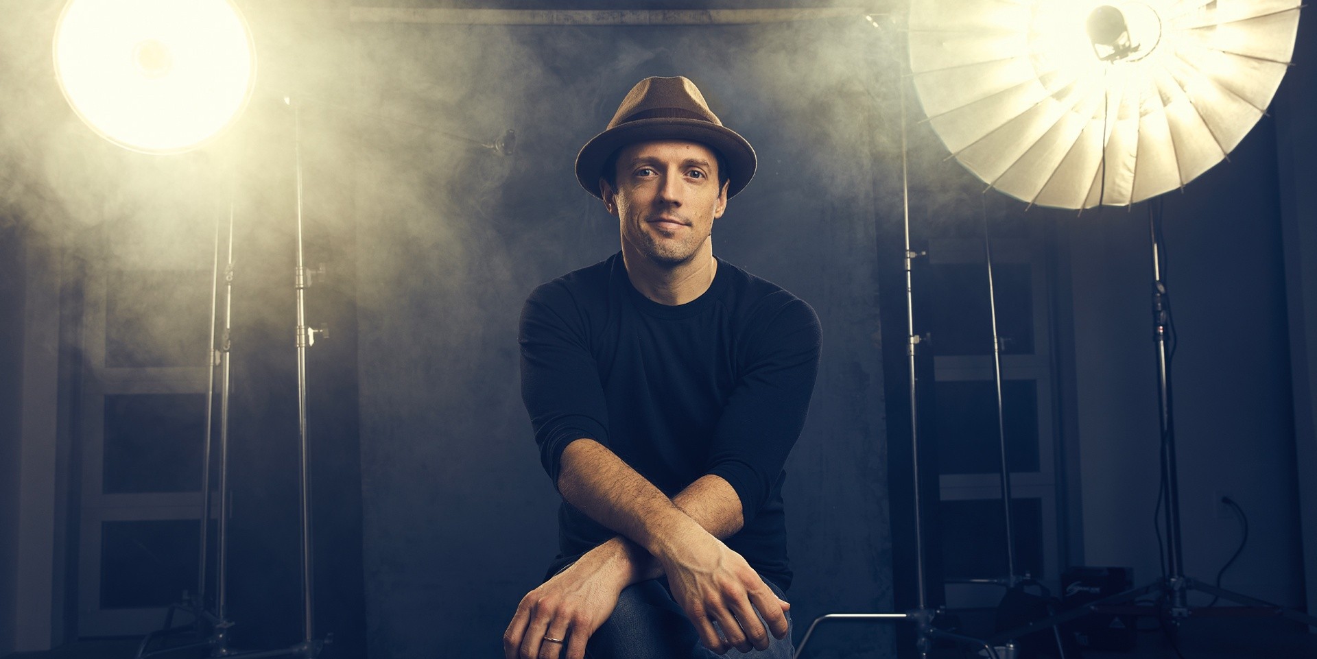 Jason Mraz is coming to Singapore for his only show in Asia this year