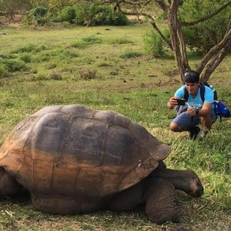 tourhub | Latin Adventures | Galapagos 6-Day Hotel-Based Tour in Isabela & Santa Cruz 