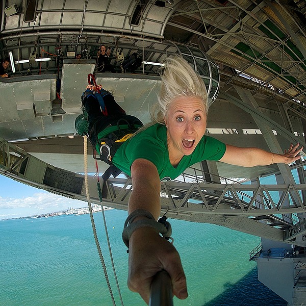 auckland Bungy Jump.jpg