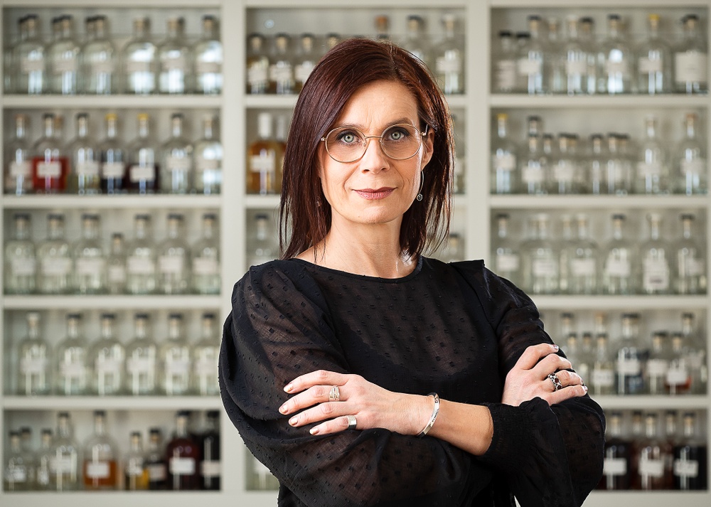 Head of Communications, Hernö Gin. Queen of the written word. Responsible for information, communication and meaningful messages to our market. 