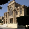 An exterior photo of the synagogue's front steps, taken in 2006.