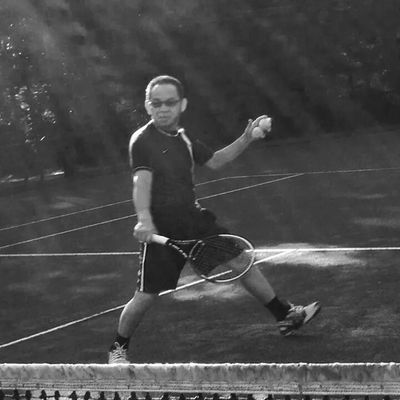 Toy T. teaches tennis lessons in Fleming Island, FL