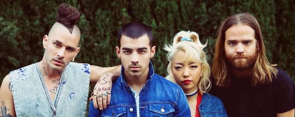 DNCE live in Singapore