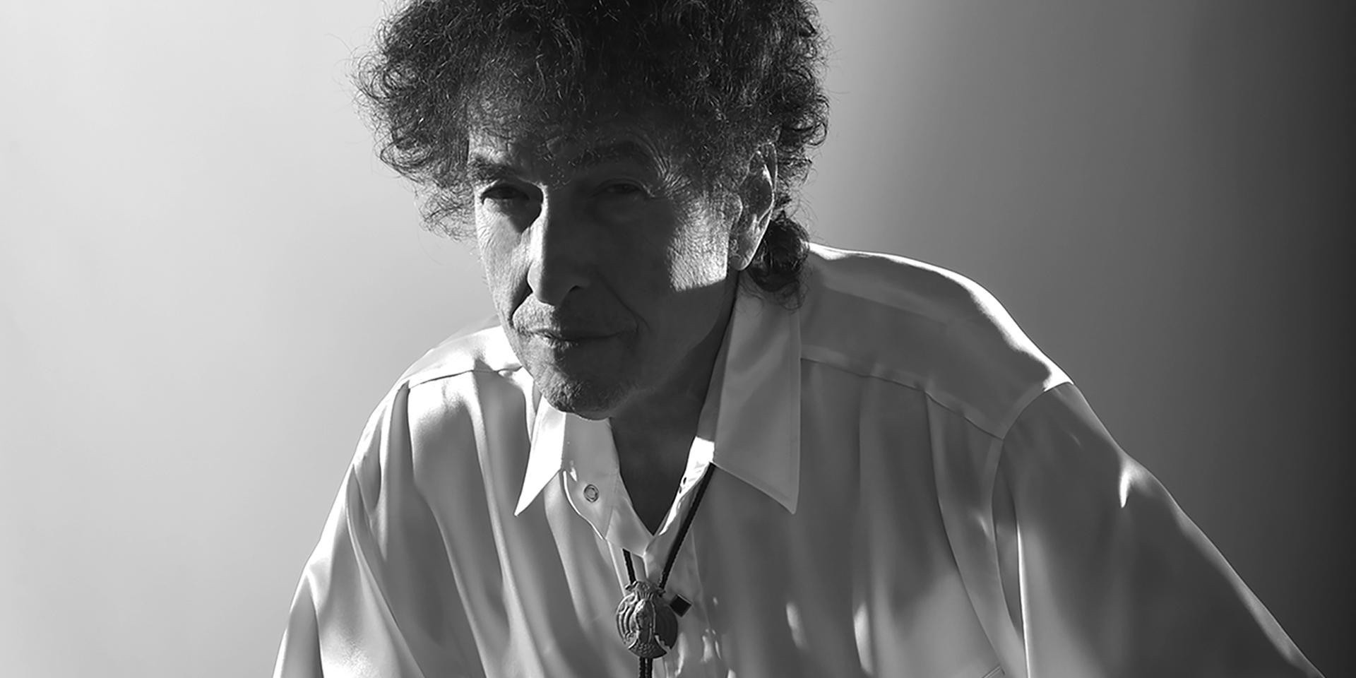 Bob Dylan keeps his grave clean – gig report