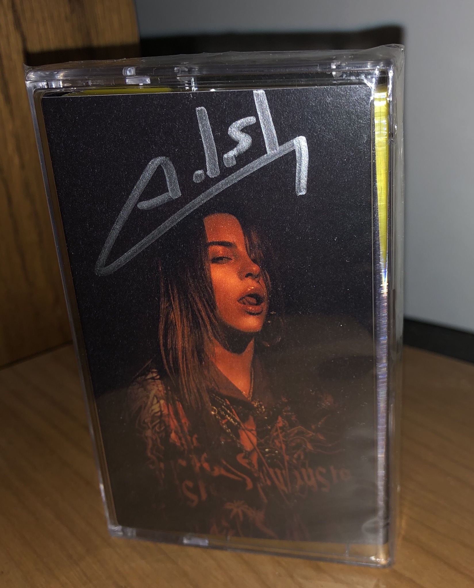 Billie-eilish-bad-guy-autographed-cassette-sealed | Collectionzz