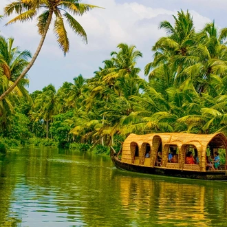 tourhub | GT India Tours | Golden Triangle with Kerala Backwaters 