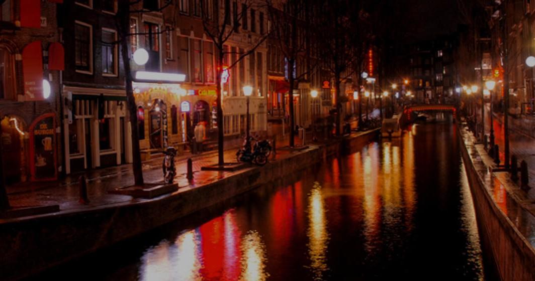 Tour Privado al Barrio Rojo con Recogida - Alloggi in Amsterdam