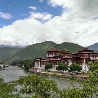 tourhub | Tweet World Travel | 7 DAY SHANGRILA'S DELIGHT CULTURAL TOUR IN BHUTAN 