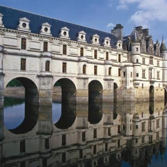 tourhub | UTracks | Loire Valley Cycle 