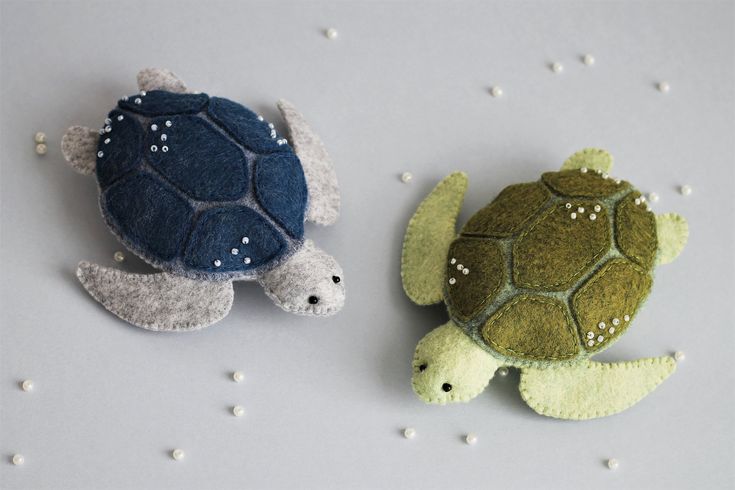 Felt sea turtles