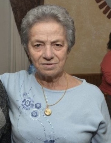 Maria DeOliveira Profile Photo