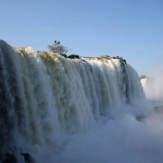 tourhub | Neumann Operadora de Receptivo | 3-Day Private Guided Tour of Iguazu Falls 