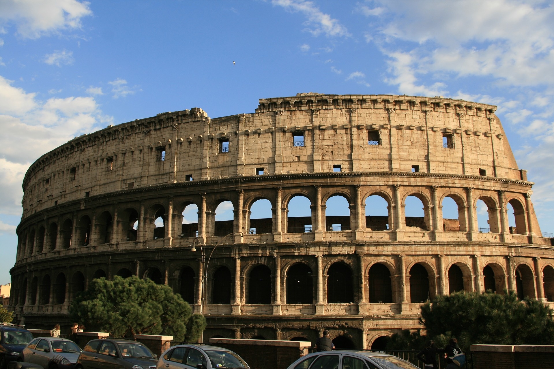 A Small Group Tour to Discover the Origin and The Soul of Rome | The Most Famous Roman Landmarks | The Colosseum and Its Arena | 