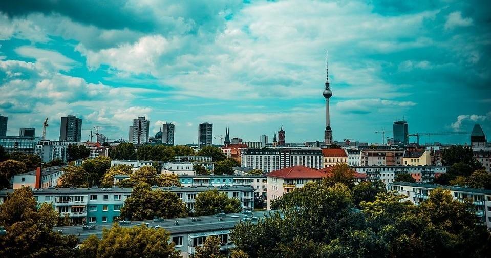 Tour de 3 horas por Berlín en Vehículo Privado con Recogida - Acomodações em Berlim
