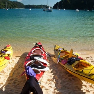 tourhub | G Adventures | Australia and New Zealand: Surfing Waves & The Whitsundays 