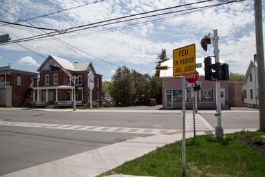 Nouvelle signalisation dans le secteur de l'intersection Saint-Augustin