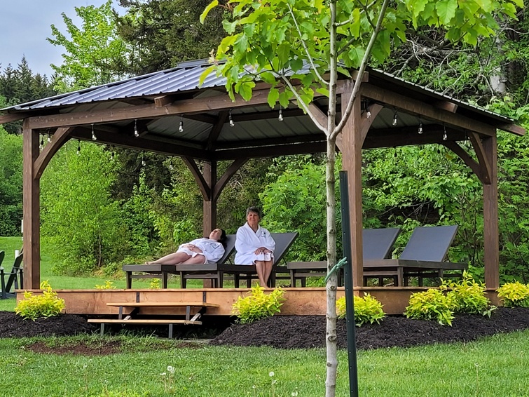 TVR: Le Sainte-Hélène Auberge et Spa nordique