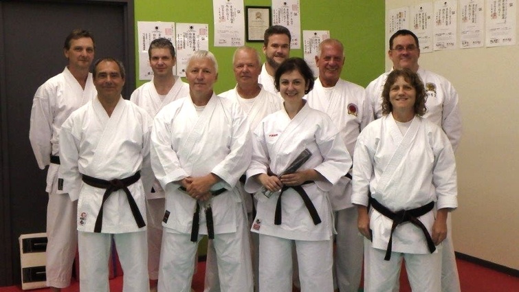 Équipe du Dojo Karaté Shotokan Élite, partenaire du mouvement Hop la Ville