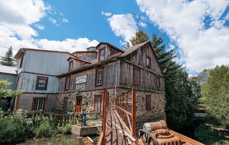 Le moulin La Pierre de Saint-Norbert-d’Arthabaska représente un exemple de bâtiment patrimonial de la MRC d’Arthabaska.