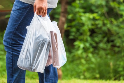 Les sacs de plastique standards bannis à Victoriaville dès 2022