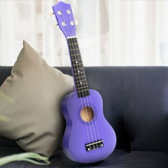 Những âm điệu trầm lắng của đàn ukulele sẽ khiến bạn cảm thấy thư giãn và thoải mái ngay trong khoảnh khắc đầu tiên. Hãy cùng xem hình ảnh liên quan đến ukulele và đắm mình trong âm nhạc đầy mê hoặc!