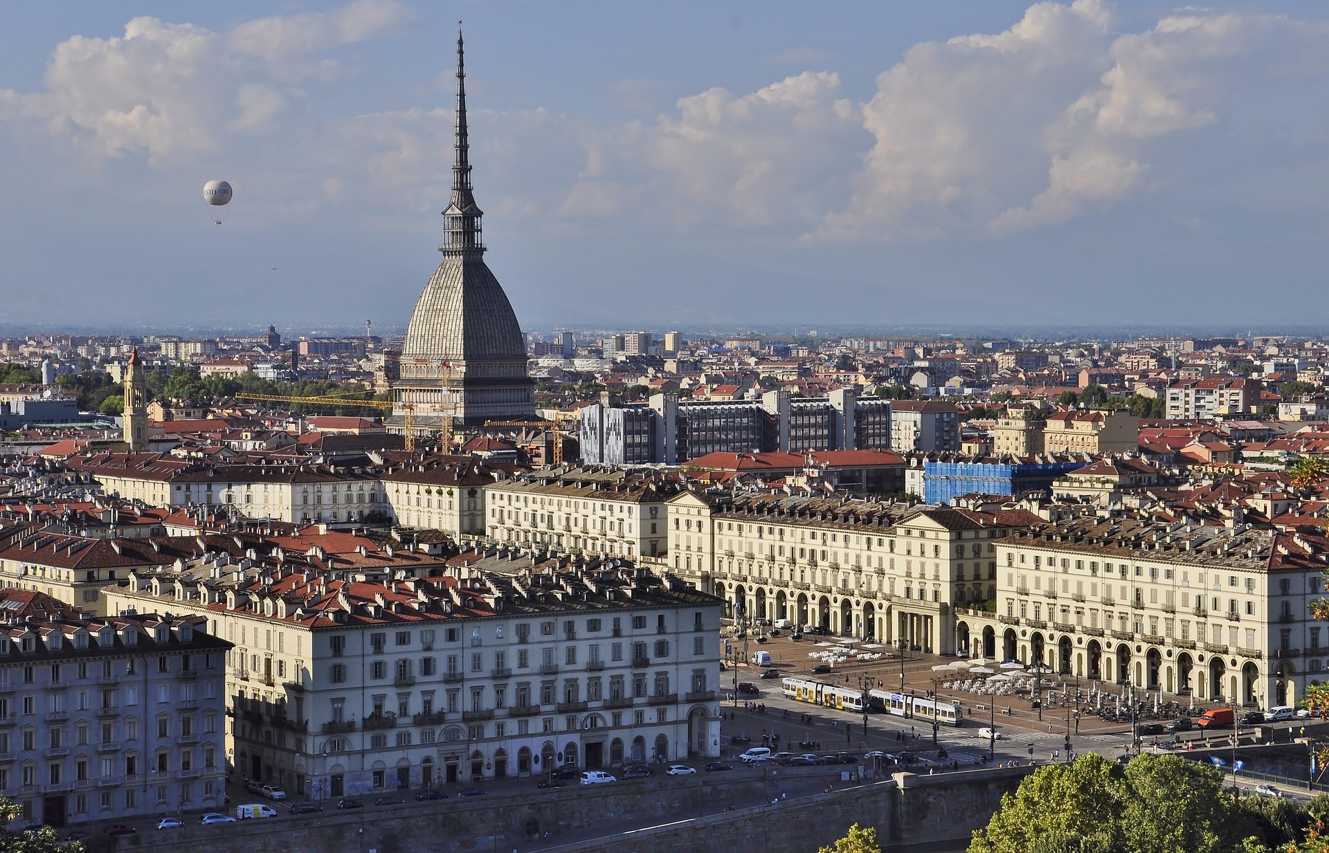 Guided Visit to the Royal Palace and City Tour in a Small Group or Private - Accommodations in Turin
