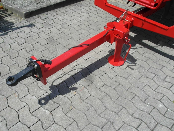 to attach to the standard hitch