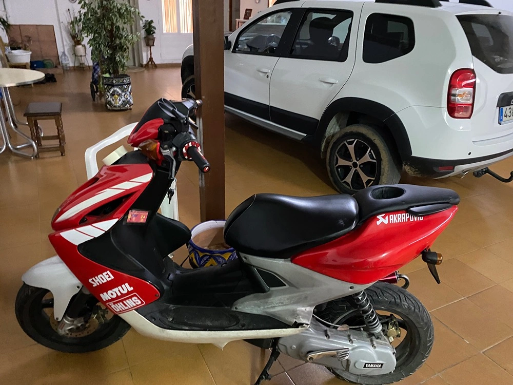 Yamaha Aerox 50 C.C - MotoSuper Alicante