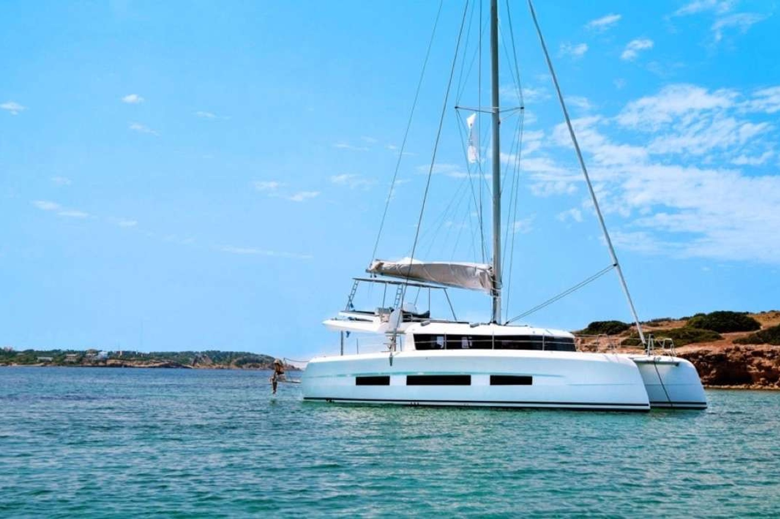 https://www.centralyachtagent.com/yachtadmin/yachtimg/yacht7957/7957brochure1.jpg