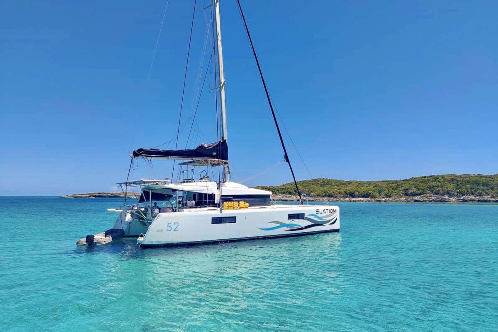 https://www.centralyachtagent.com/yachtadmin/yachtimg/yacht9471/9471brochure1.jpg