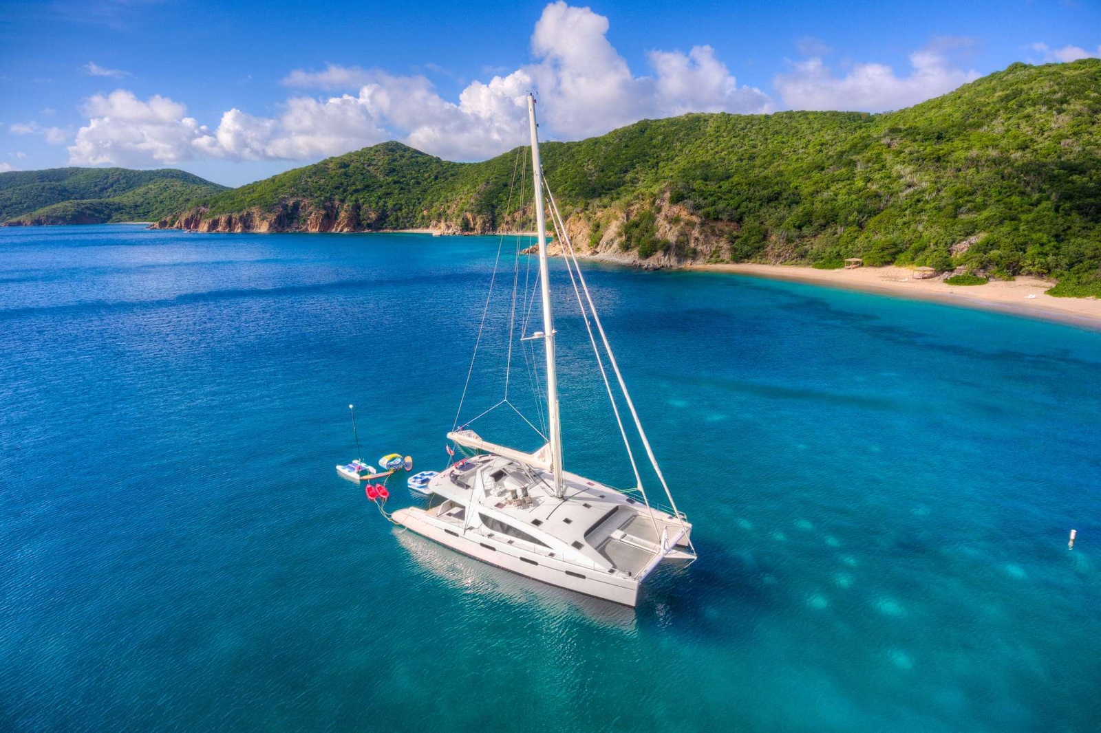 https://www.centralyachtagent.com/yachtadmin/yachtlg/yacht1558/1558brochure1.jpg