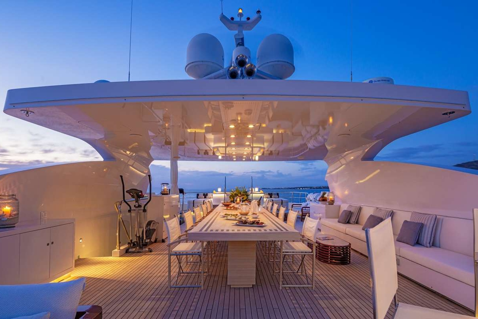 https://www.centralyachtagent.com/yachtadmin/yachtlg/yacht3418/3418brochure16.jpg