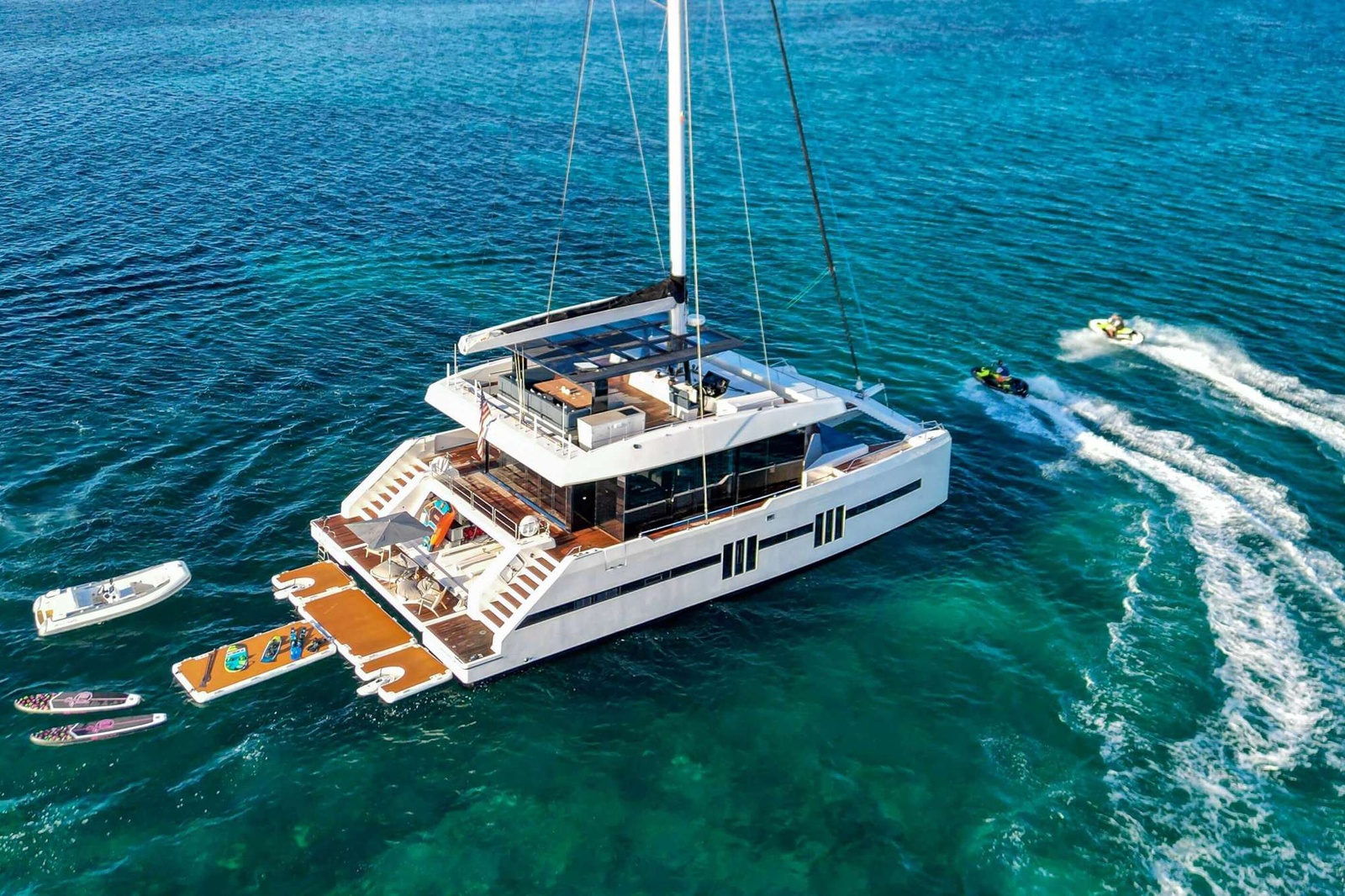 https://www.centralyachtagent.com/yachtadmin/yachtlg/yacht4866/4866brochure1.jpg